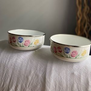Vintage bowls